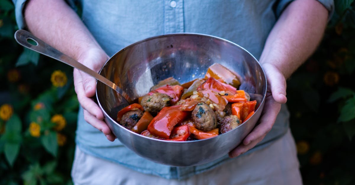 discover the traditional recipe for ratatouille, a tasty dish from southern France made with fresh vegetables cooked with love. perfect for accompanying your meats or as a vegetarian main course, ratatouille is a real delight that showcases the richness of Mediterranean flavors.