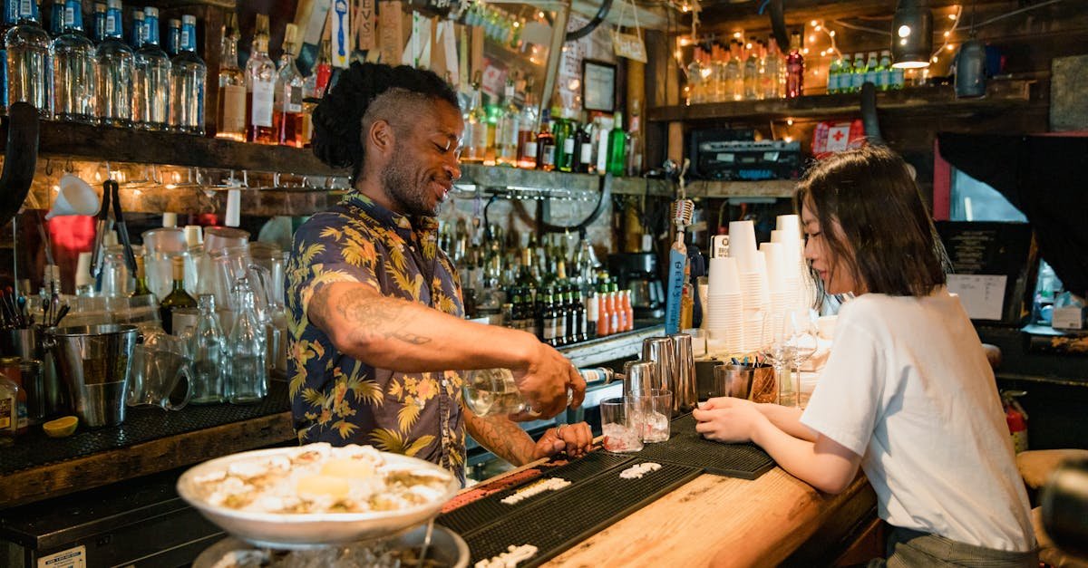 découvrez l'art des cocktails personnalisables qui s'adaptent à vos préférences! créez des mélanges uniques avec des ingrédients frais et des garnitures originales pour des soirées inoubliables. laissez libre cours à votre créativité et impressionnez vos invités avec des boissons sur mesure.