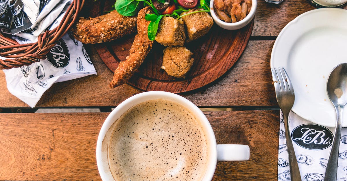 descubre el arte del brunch con recetas sabrosas, ideas de presentación y consejos prácticos para un momento convivial y gourmet entre amigos o en familia. ya sea dulce o salado, déjate inspirar para un brunch inolvidable!