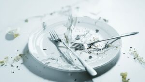 Restaurants en crise : Les clients refusent de payer le prix fort